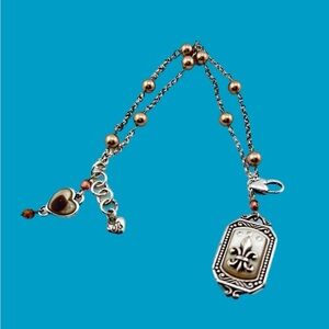 Brighton bracelet fleur-de-lis symbol. Beads on bracelet.  Double Chain